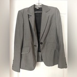 Allen Tracy , fine clothes, great condition,